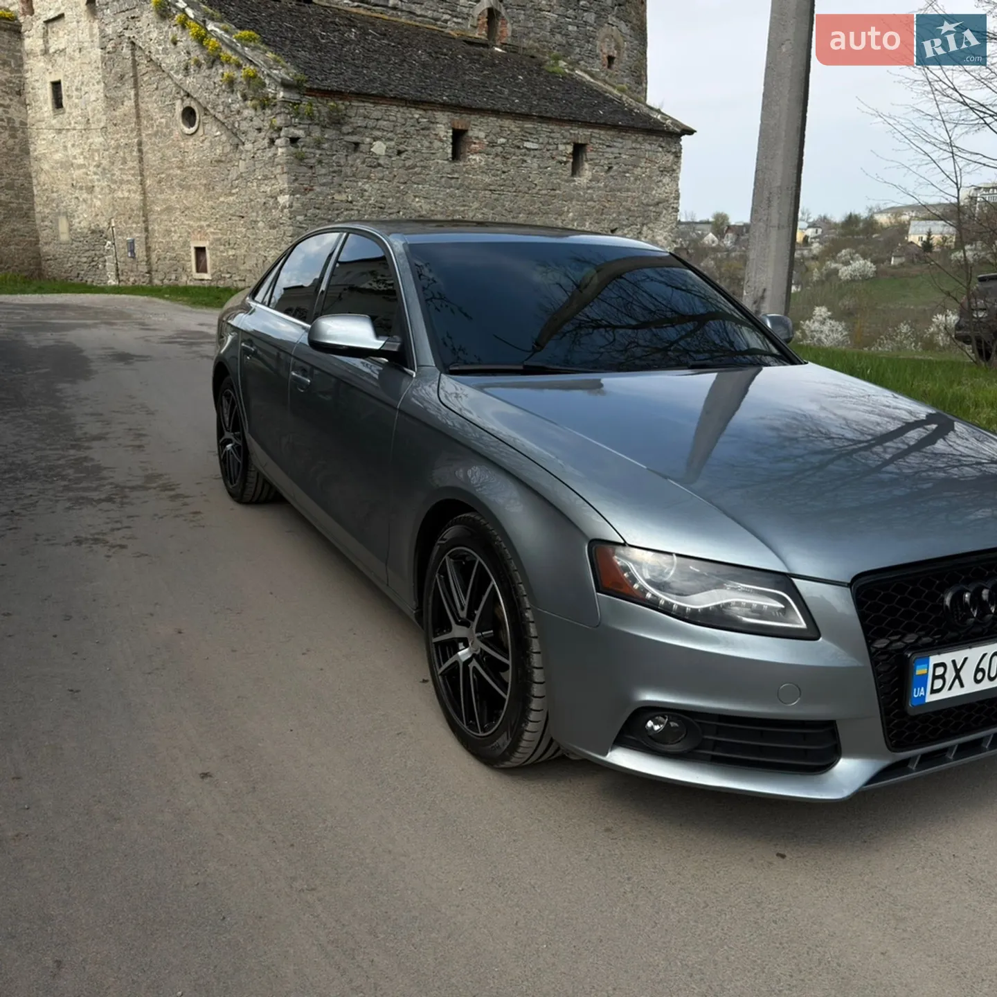 2010 Audi A4 - мініатюра 2
