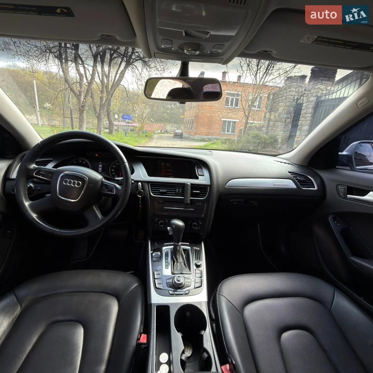 2010 Audi A4 - мініатюра 9