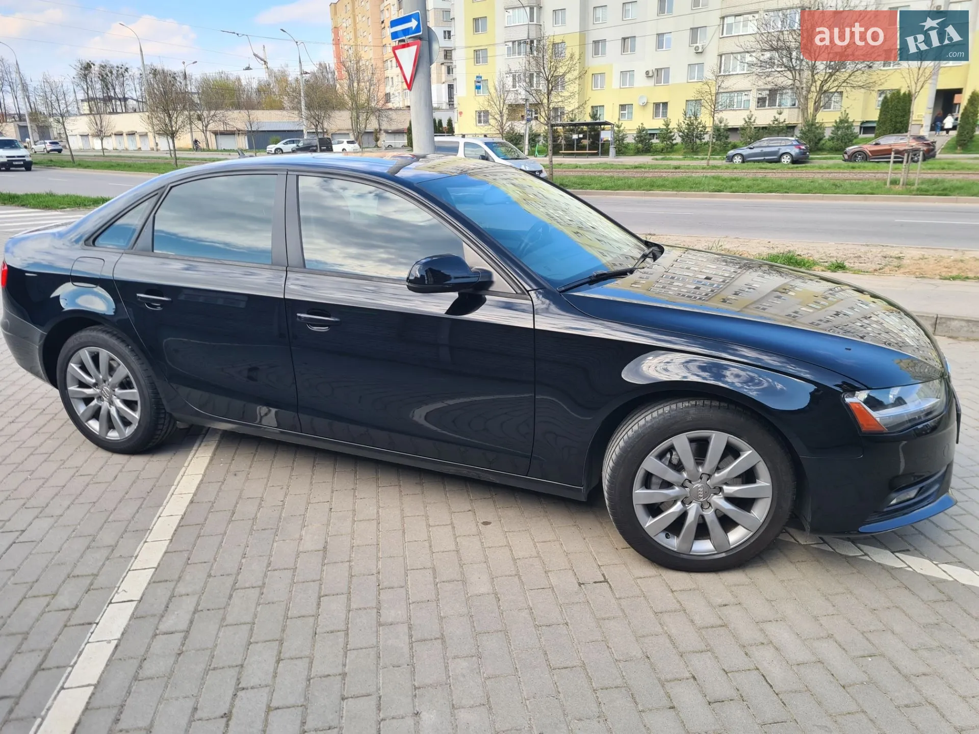 2012 Audi A4 - мініатюра 4