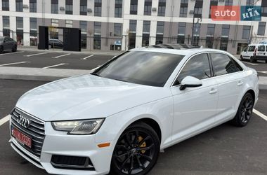 Седан Audi A4 2019 в Рівному