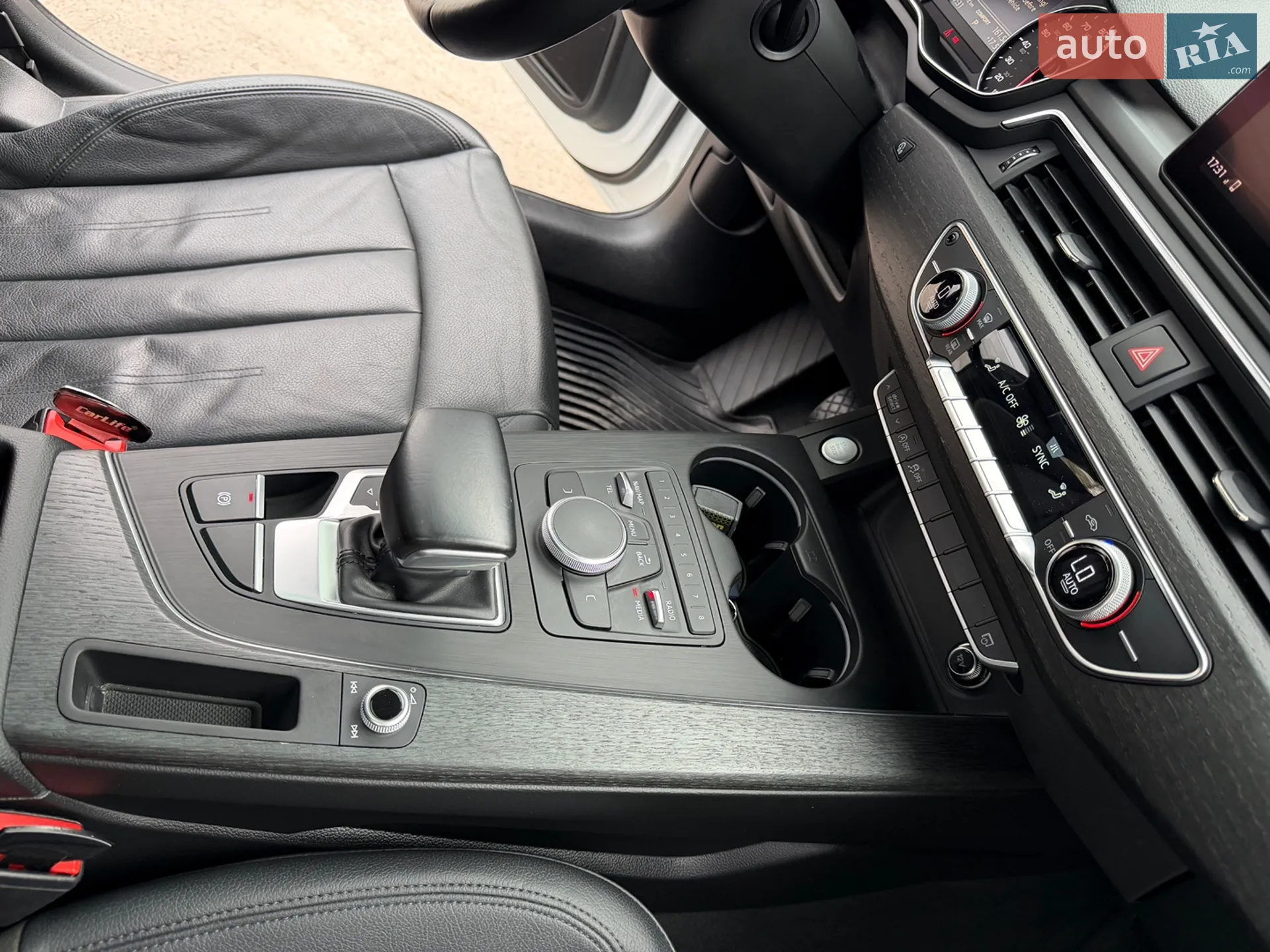 2016 Audi A4 - мініатюра 30