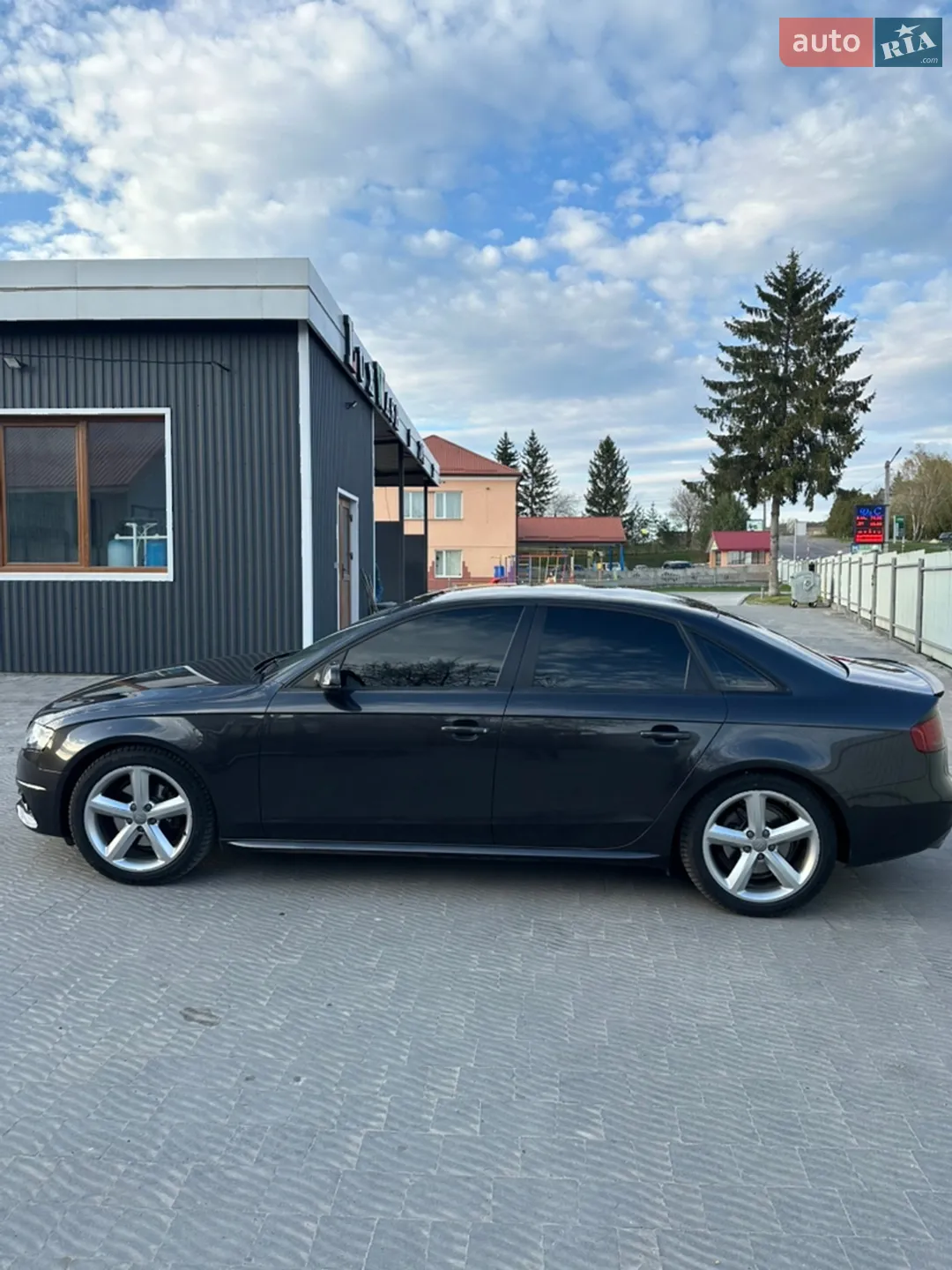 2010 Audi A4 - мініатюра 8