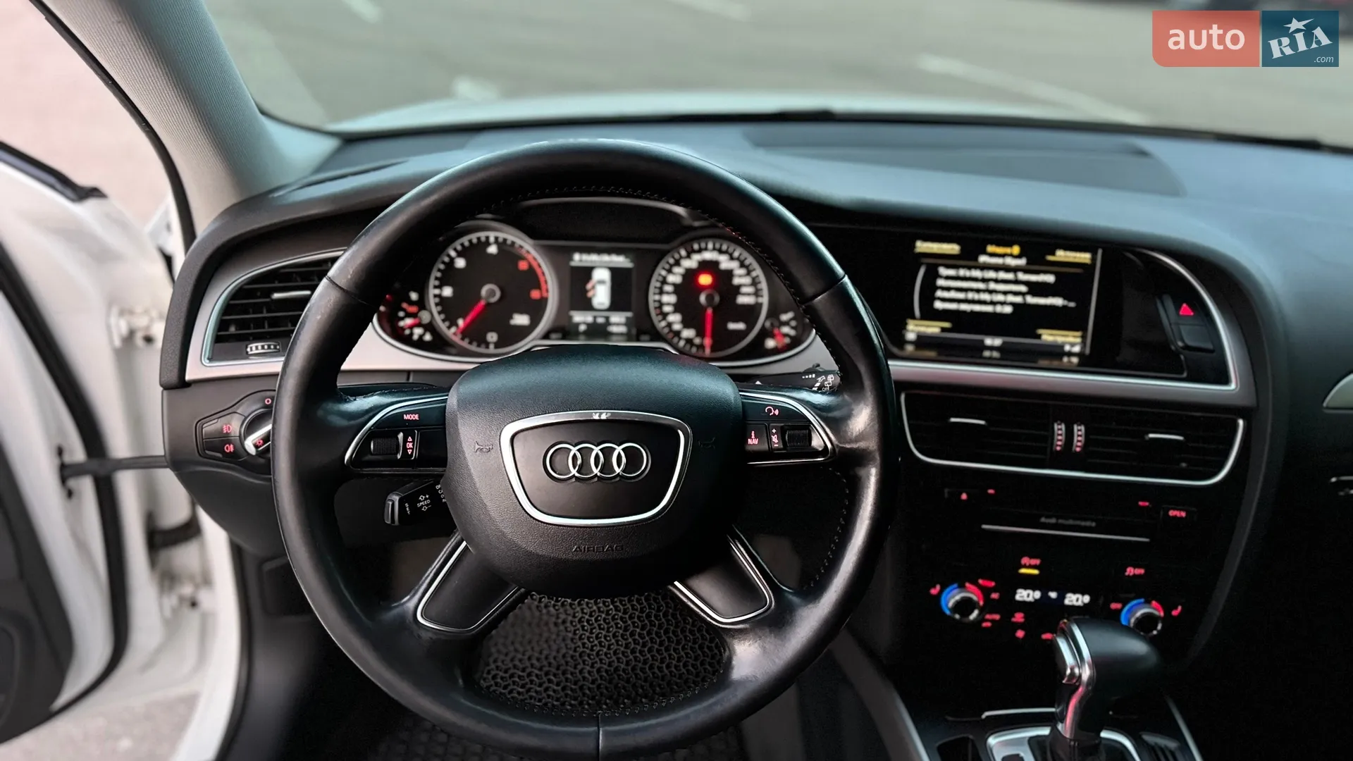 2013 Audi A4 - мініатюра 27