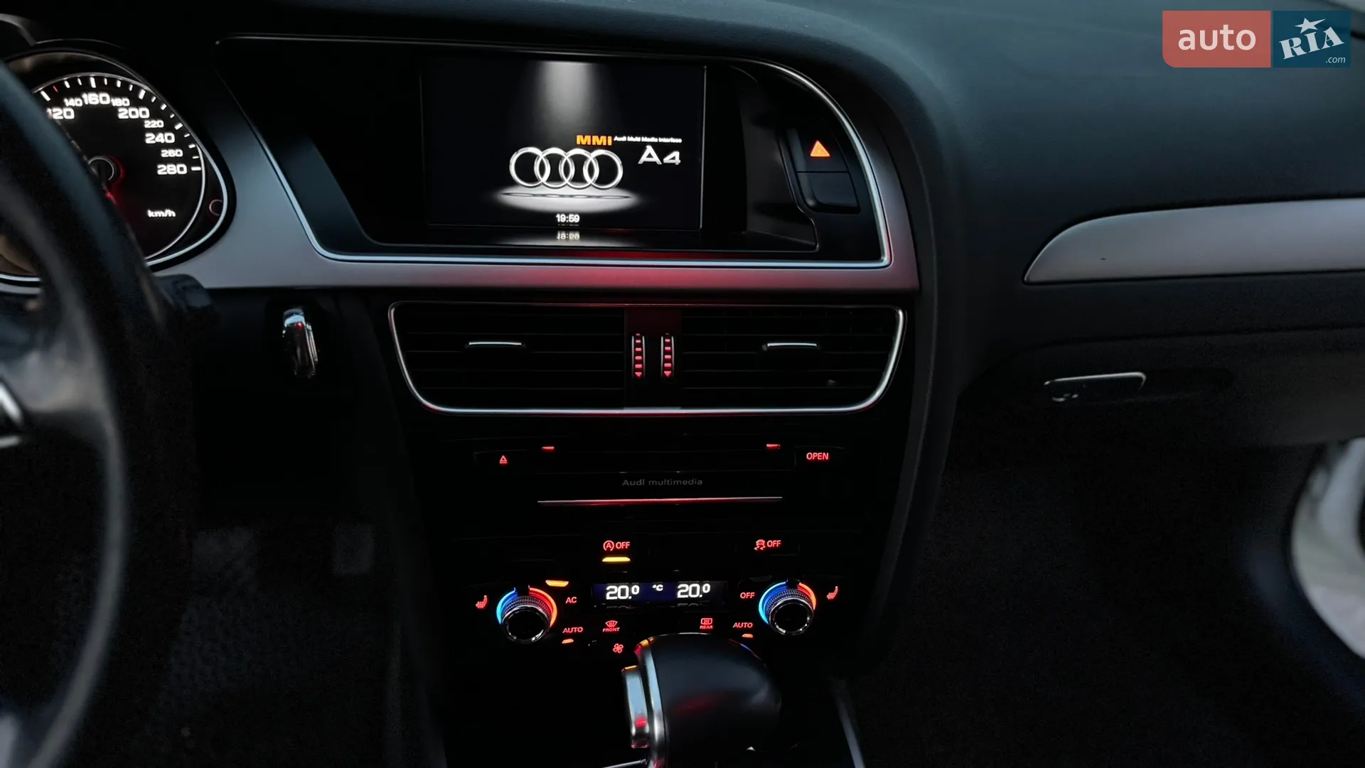 2013 Audi A4 - мініатюра 48
