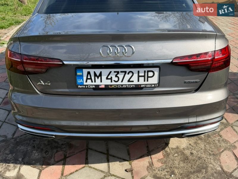 Седан Audi A4 2022 в Бердичеве