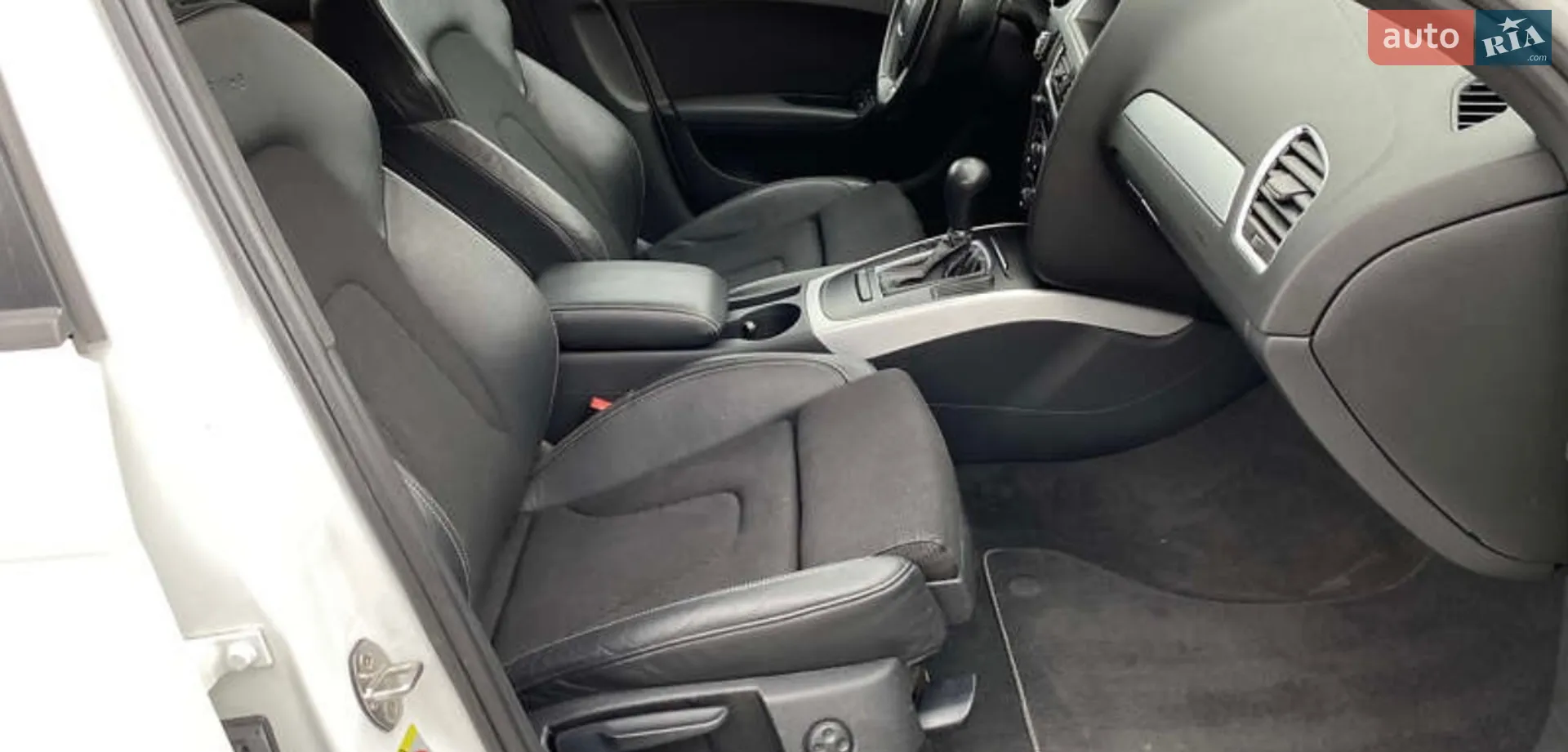 2011 Audi A4 - мініатюра 9