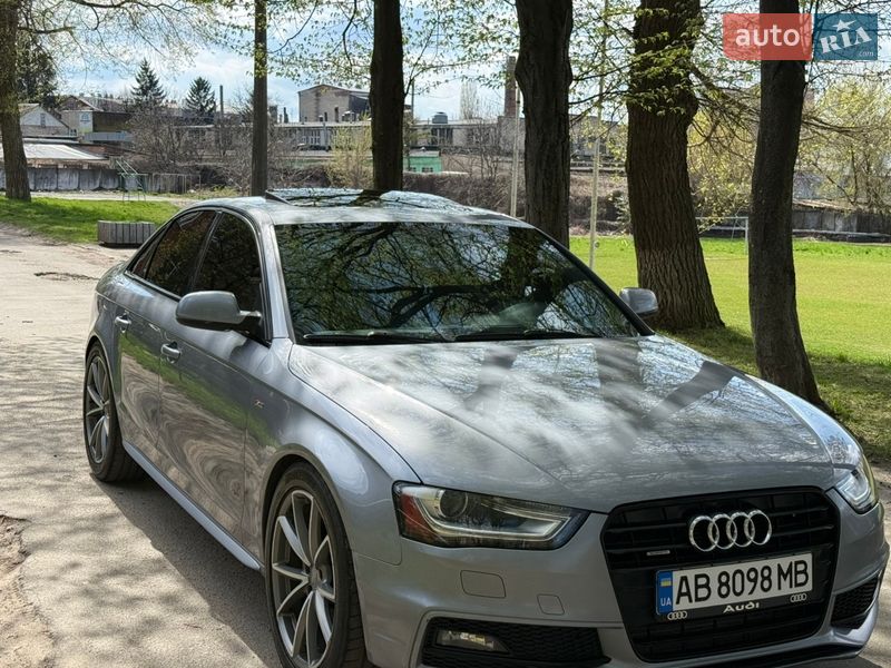 Седан Audi A4 2014 в Хмельницком