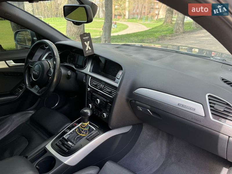 Седан Audi A4 2014 в Хмельницком
