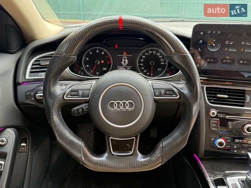 Седан Audi A4 2015 в Львове