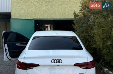 Седан Audi A4 2017 в Киеве