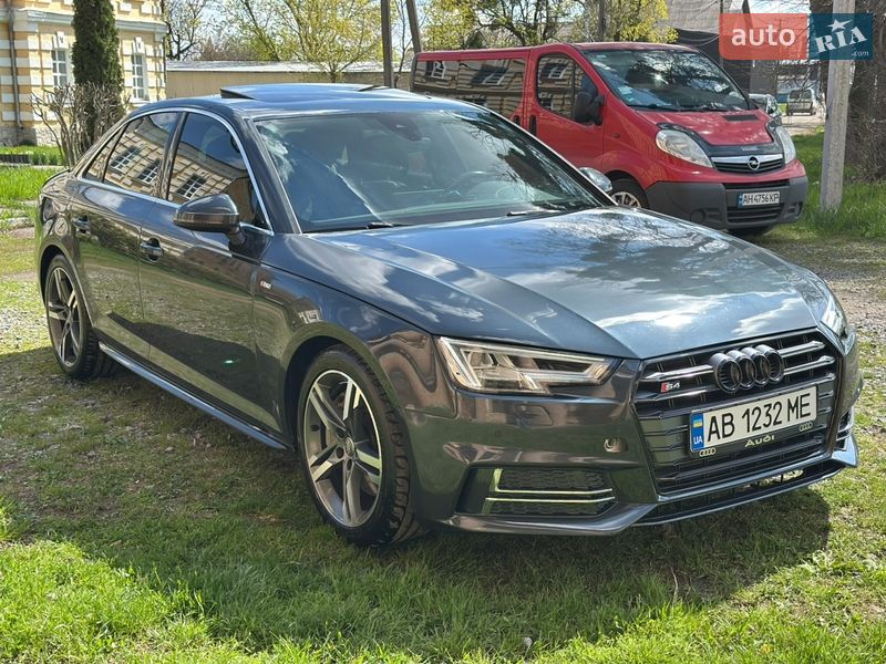 Седан Audi A4 2017 в Виннице