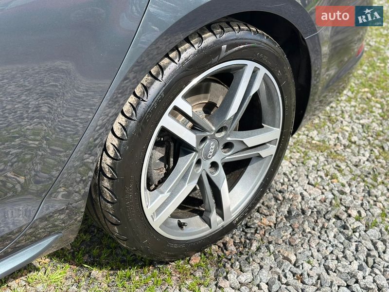 Седан Audi A4 2017 в Виннице