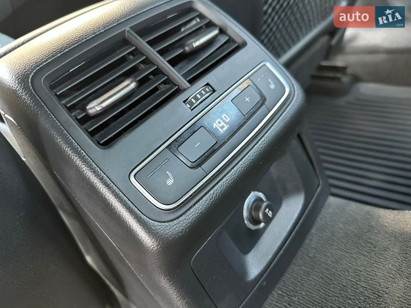 Седан Audi A4 2017 в Виннице