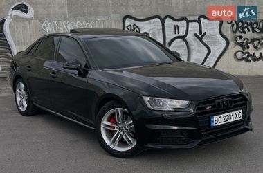 Седан Audi A4 2018 в Львове