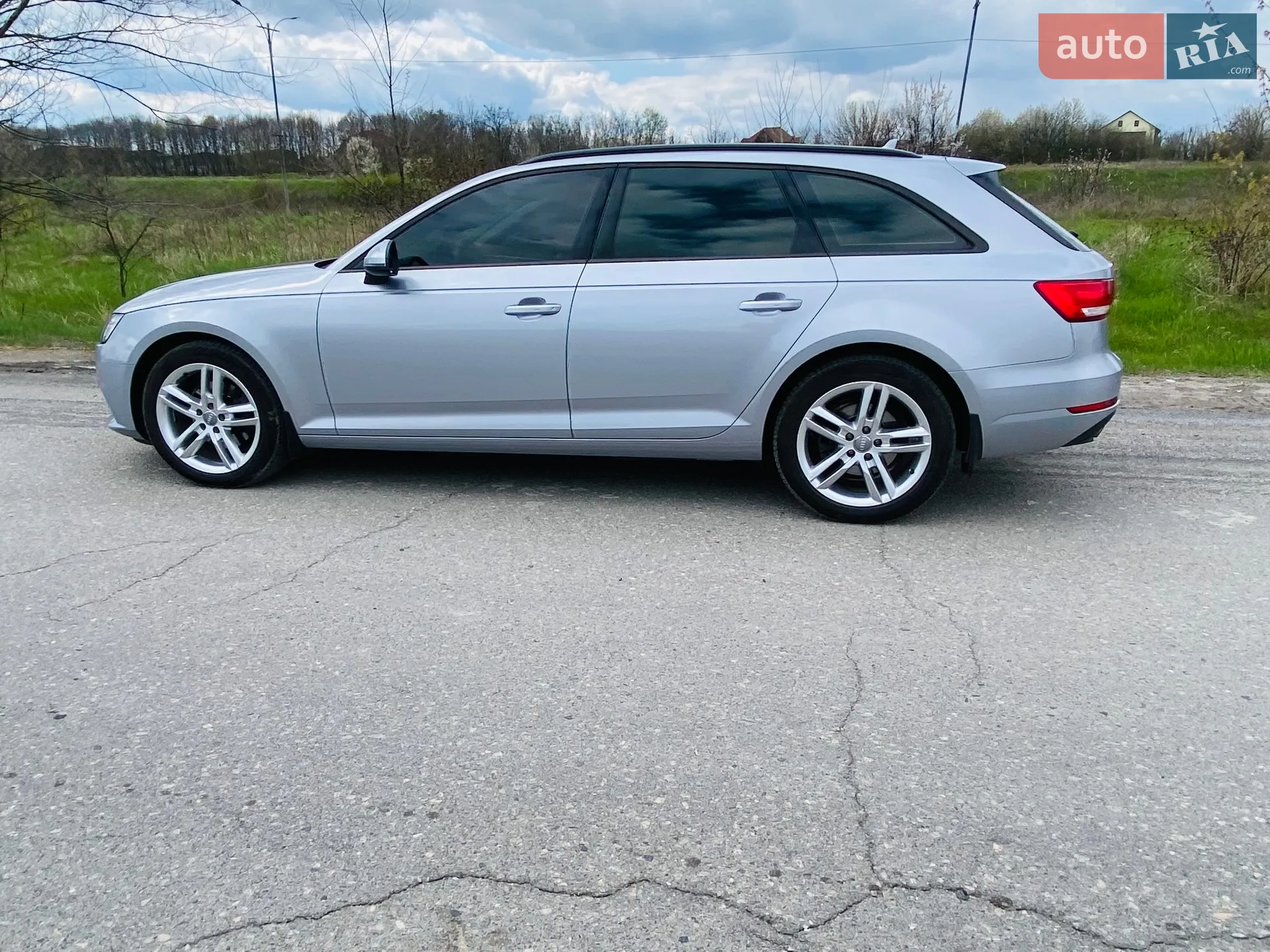 2017 Audi A4 - мініатюра 8