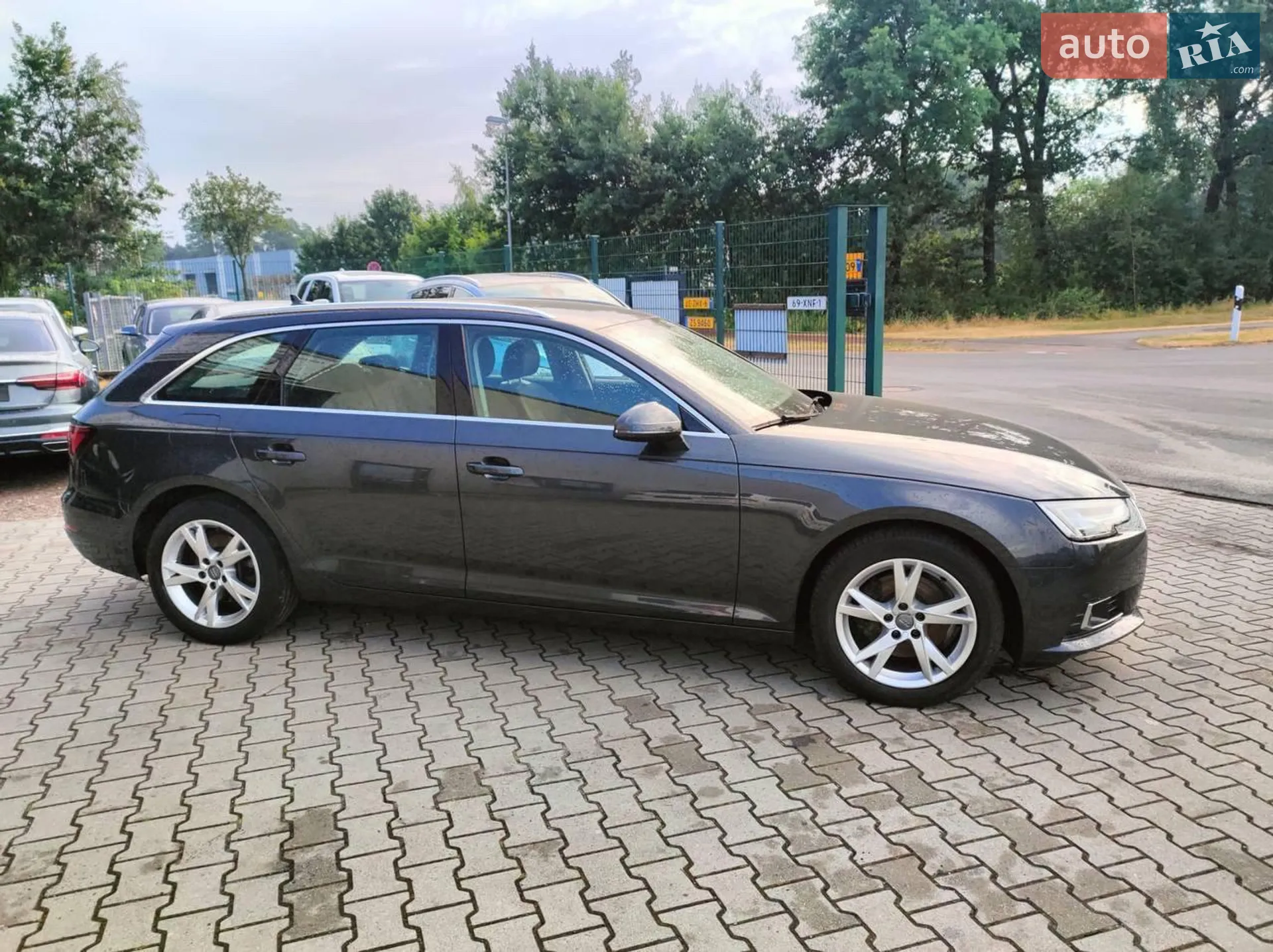 2017 Audi A4 - мініатюра 2