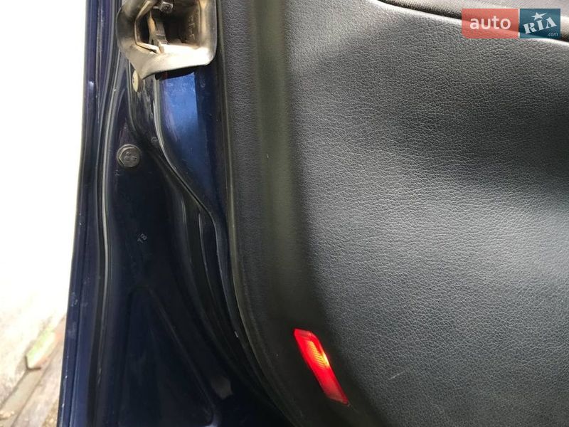 Седан Audi A4 1998 в Лесном Хлебичине