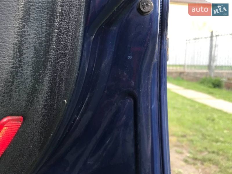 Седан Audi A4 1998 в Лесном Хлебичине