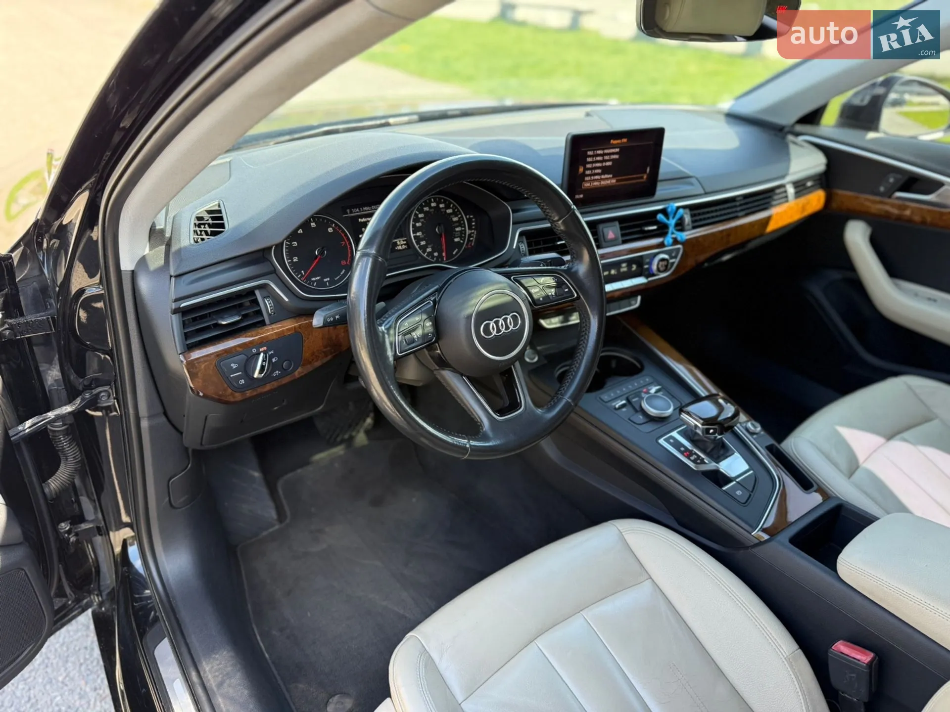 2015 Audi A4 - мініатюра 11