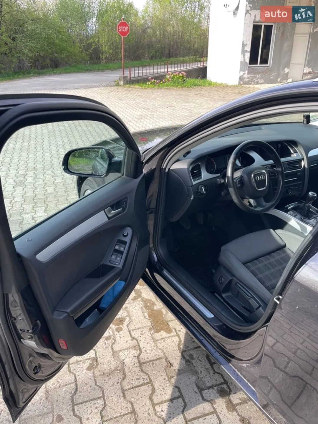 2011 Audi A4 - мініатюра 11