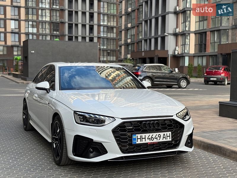 Audi A4 2021
