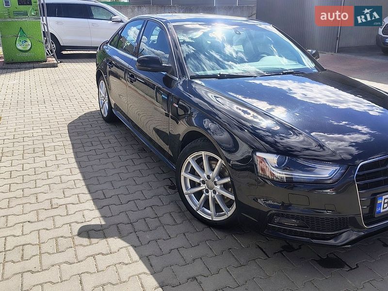 Седан Audi A4 2015 в Сокале