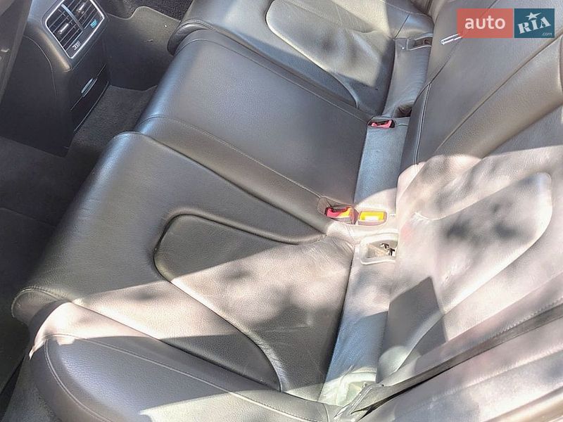 Седан Audi A4 2015 в Сокале