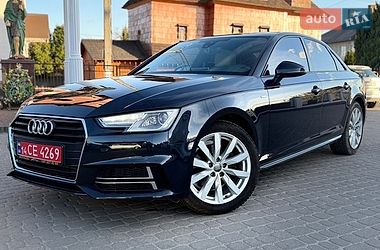 Седан Audi A4 2016 в Львові