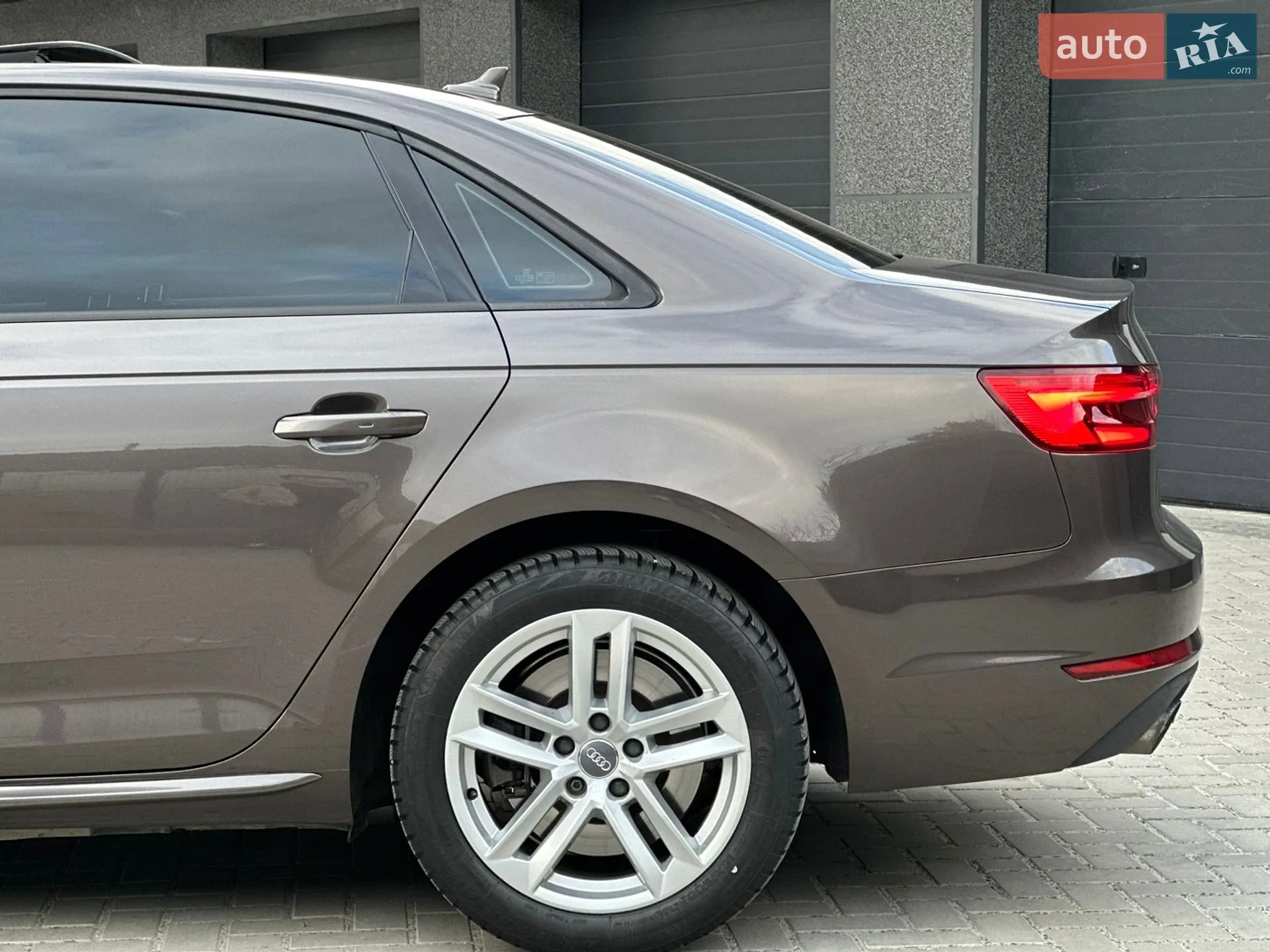 2017 Audi A4 - мініатюра 9
