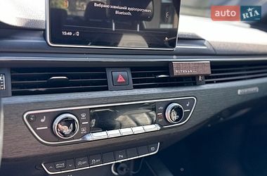 Седан Audi A4 2018 в Львове