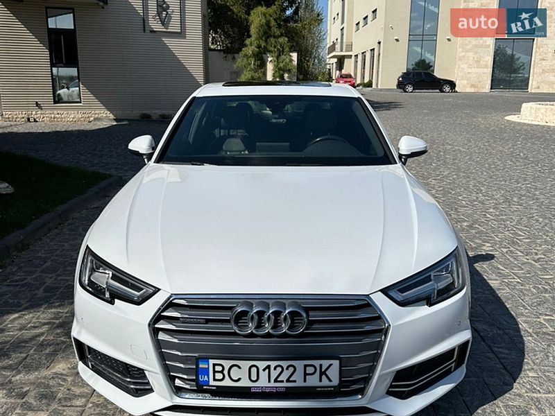 Седан Audi A4 2018 в Львове
