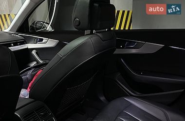 Седан Audi A4 2016 в Черновцах