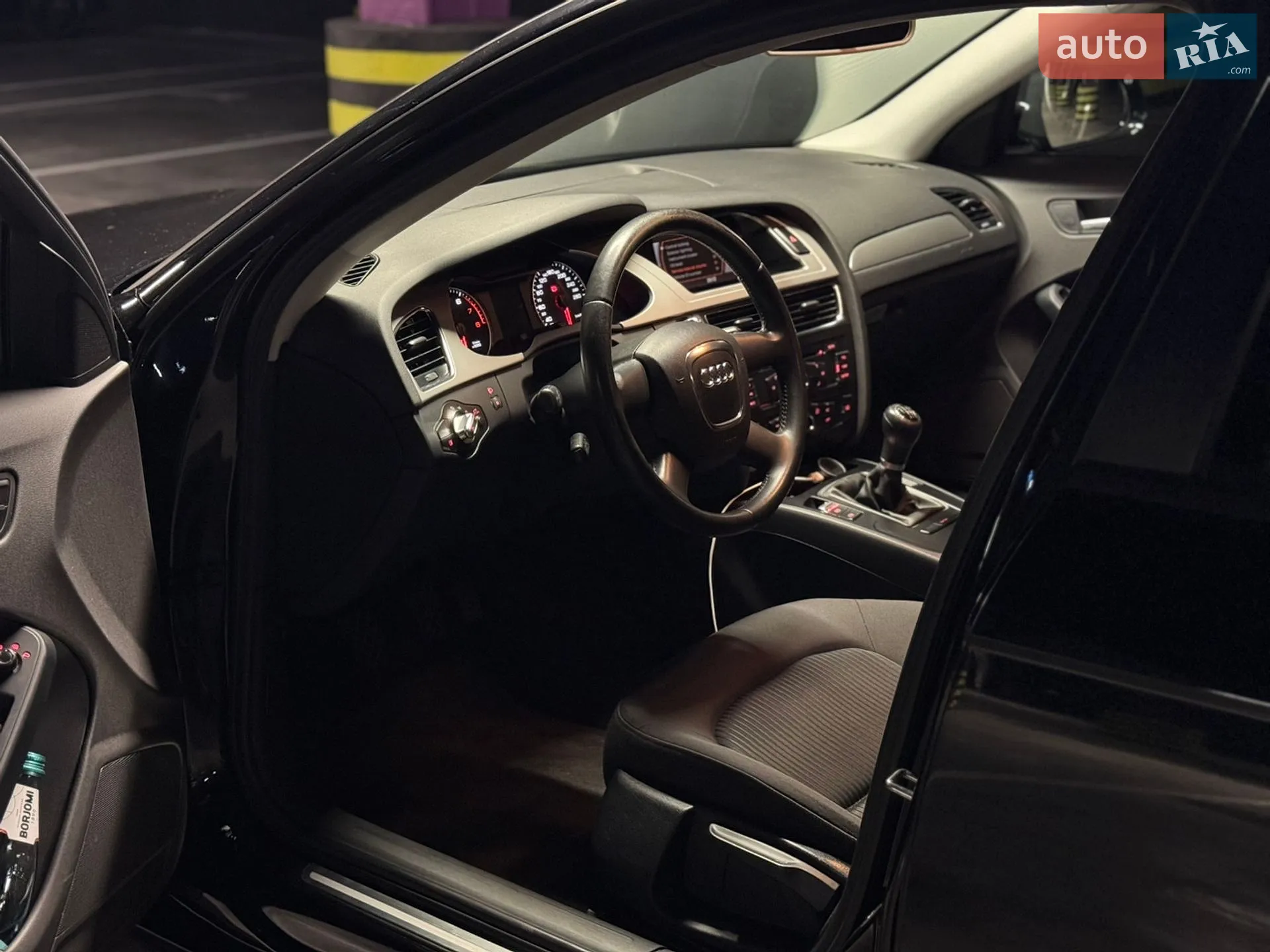 2010 Audi A4 - мініатюра 36
