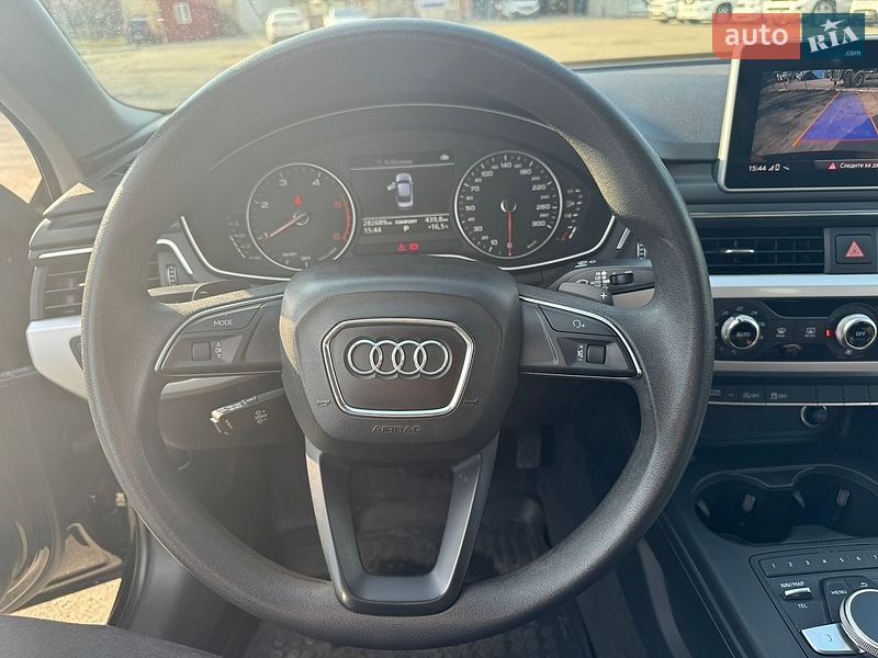 Седан Audi A4 2016 в Києві