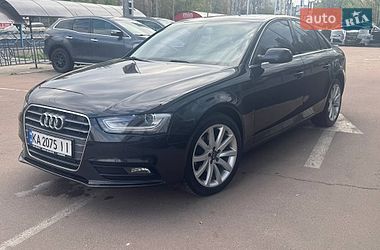Седан Audi A4 2014 в Києві
