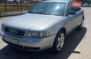 Седан Audi A4 1996 в Одесі