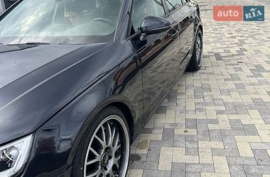 Седан Audi A4 2016 в Киеве