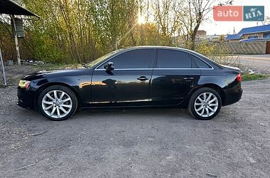 Седан Audi A4 2013 в Шептицькому