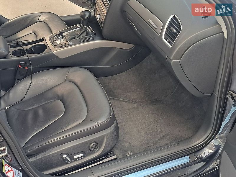Седан Audi A4 2014 в Запорожье