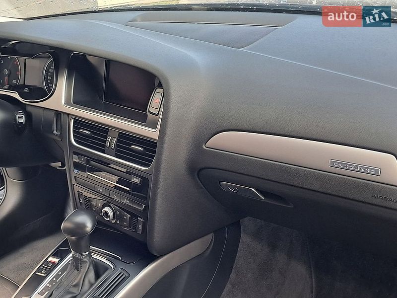 Седан Audi A4 2014 в Запорожье