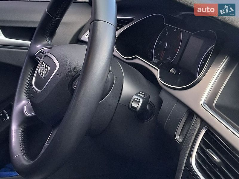Седан Audi A4 2014 в Запорожье