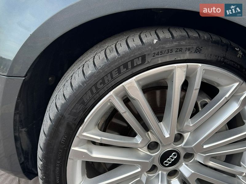 Седан Audi A4 2016 в Яворове