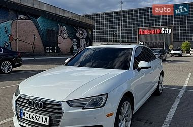 Седан Audi A4 2016 в Луцьку
