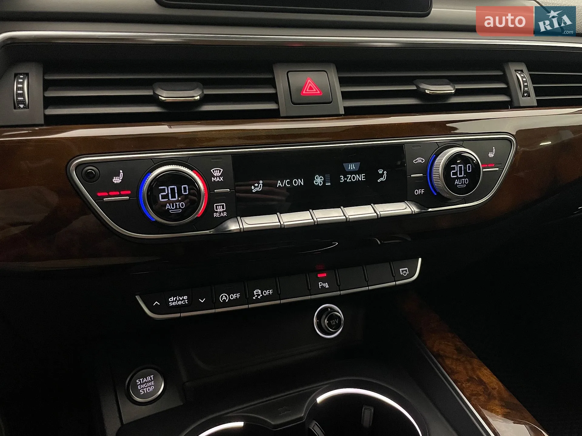 2016 Audi A4 - мініатюра 18
