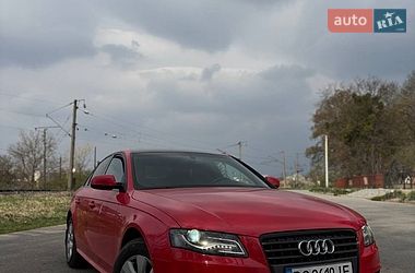 Седан Audi A4 2011 в Львові