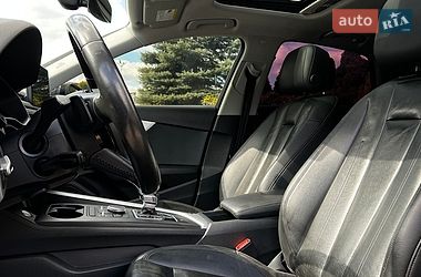 Седан Audi A4 2016 в Львове