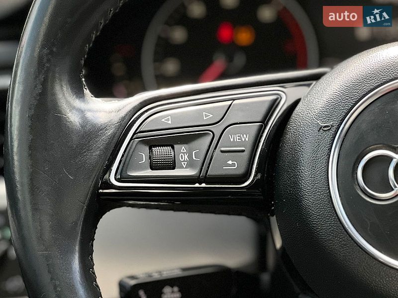 Седан Audi A4 2016 в Львове