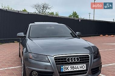 Седан Audi A4 2011 в Одесі