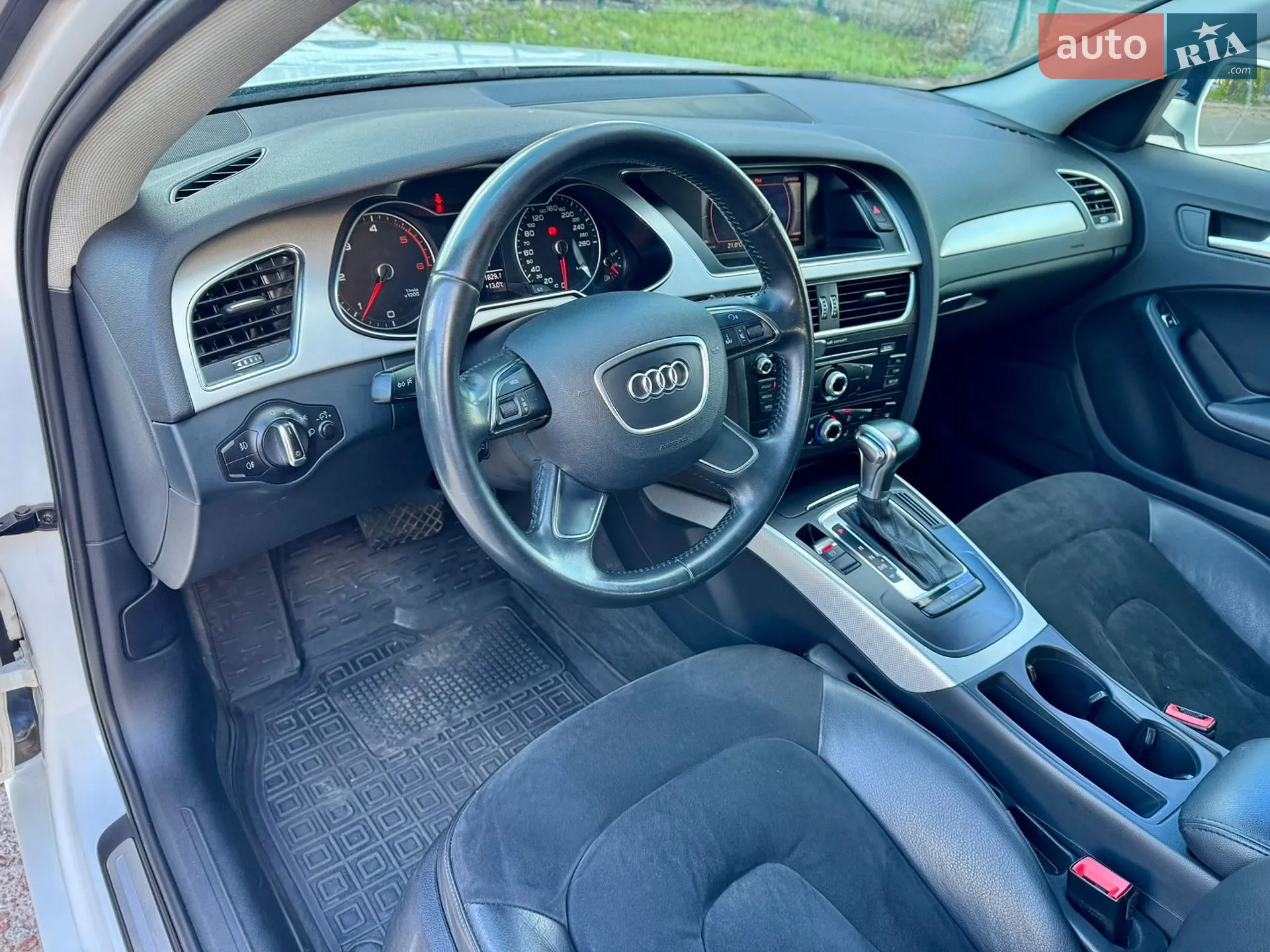 2015 Audi A4 - мініатюра 32