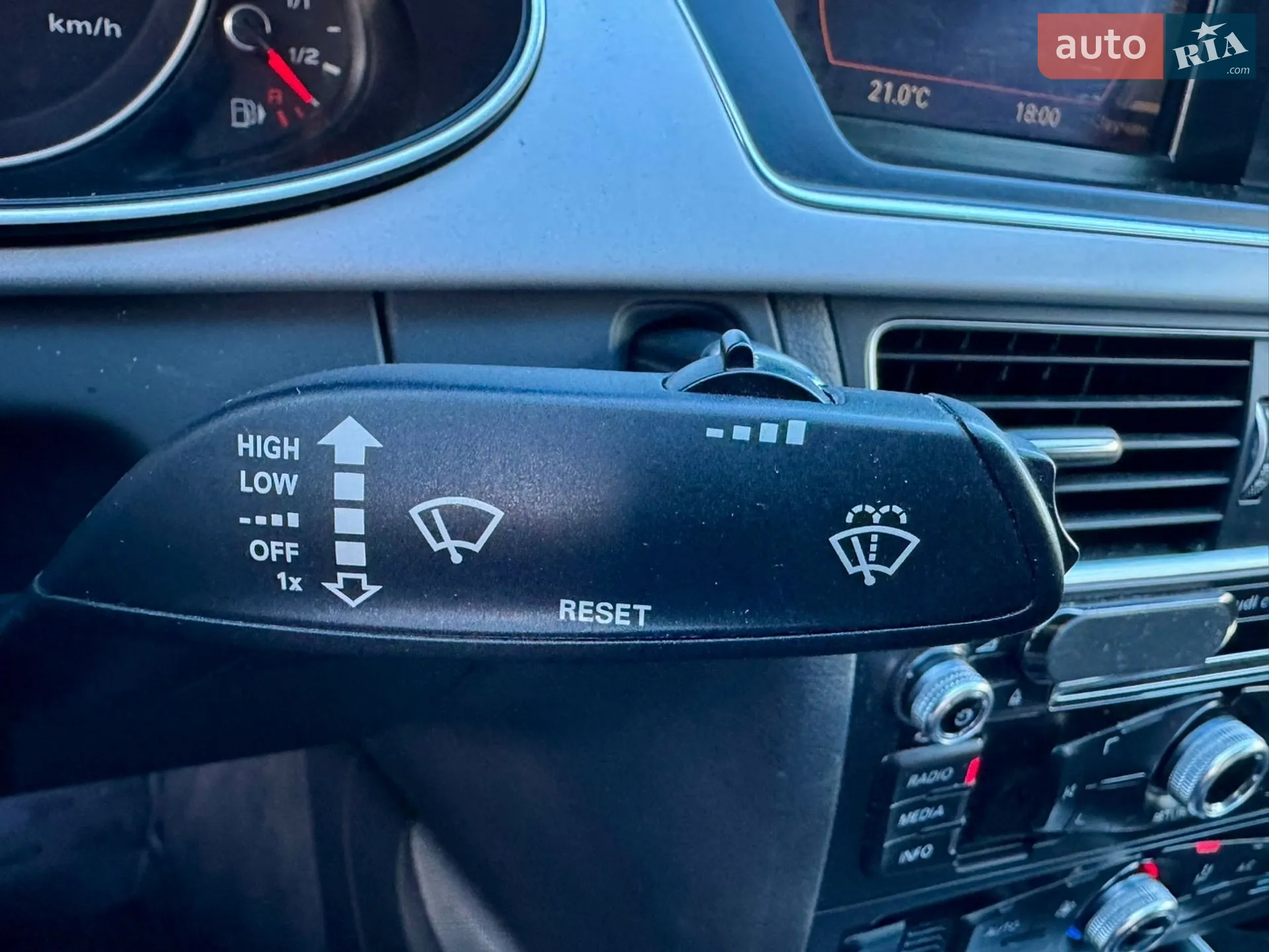 2015 Audi A4 - мініатюра 52